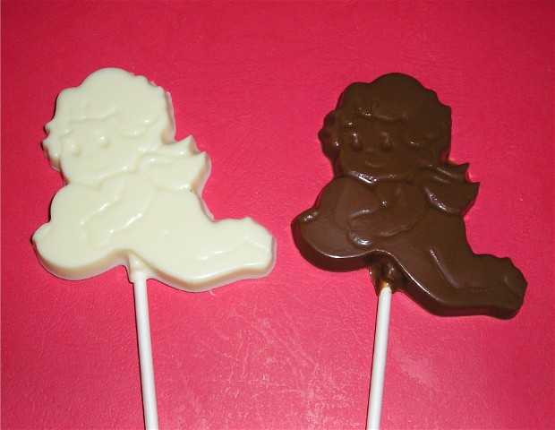 Chocolate Cupid Pops