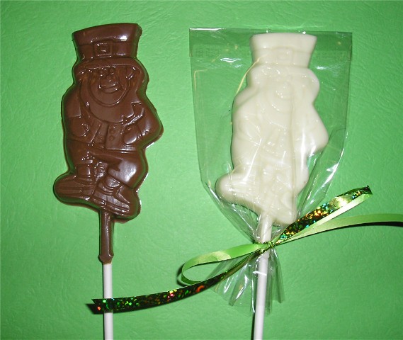 Chocolate Leprechaun Pops