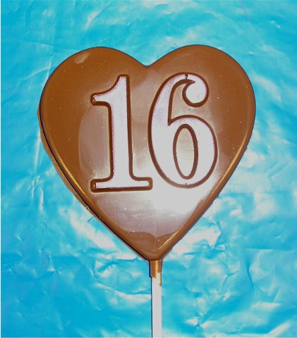 Chocolate Sweet 16 Heart Pop