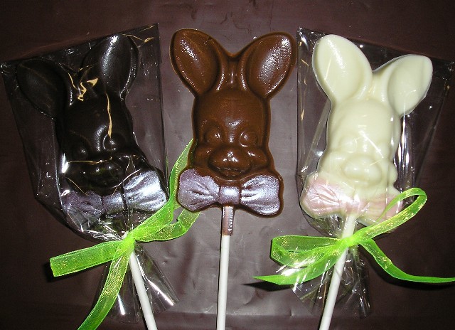 Chocolate Bunny Face Pops